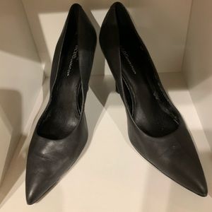 BCBGeneration Black leather 3 inch pump